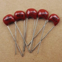 100V 390PF Radial Leaded Dipped Mica Capacitor: Specifications and Applications