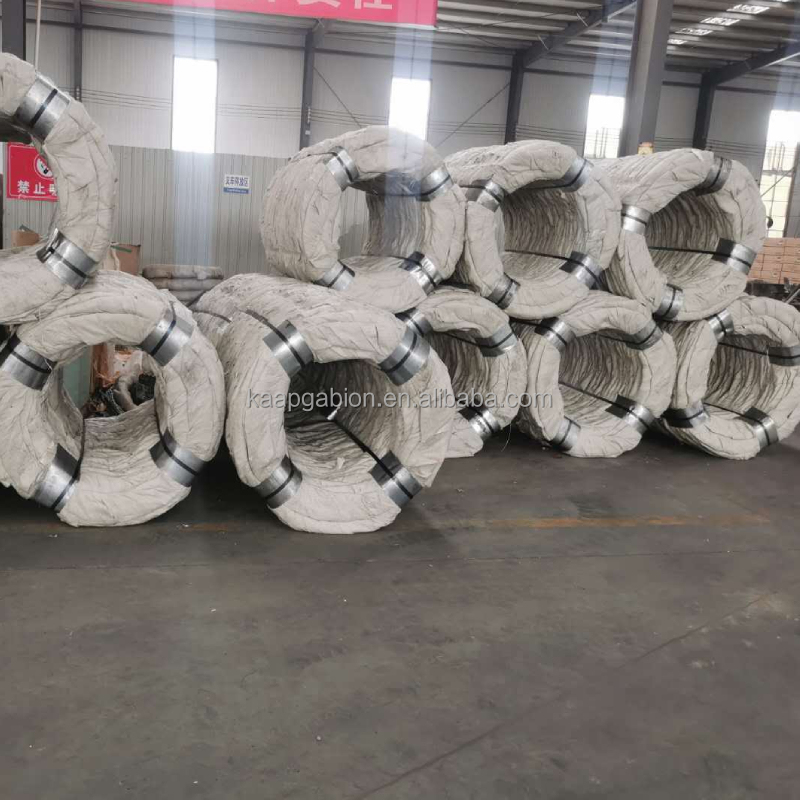 KAAPGN Galvanized BTO-22 Double Coils Razor Barbed Wire Factory