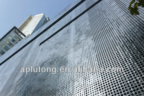 Perforated metal sheets for building cladding/Perforated plate