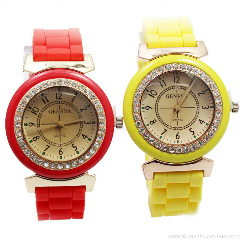 Popular Market Cheap Quartz Geneva Ladies Waterproof Watch