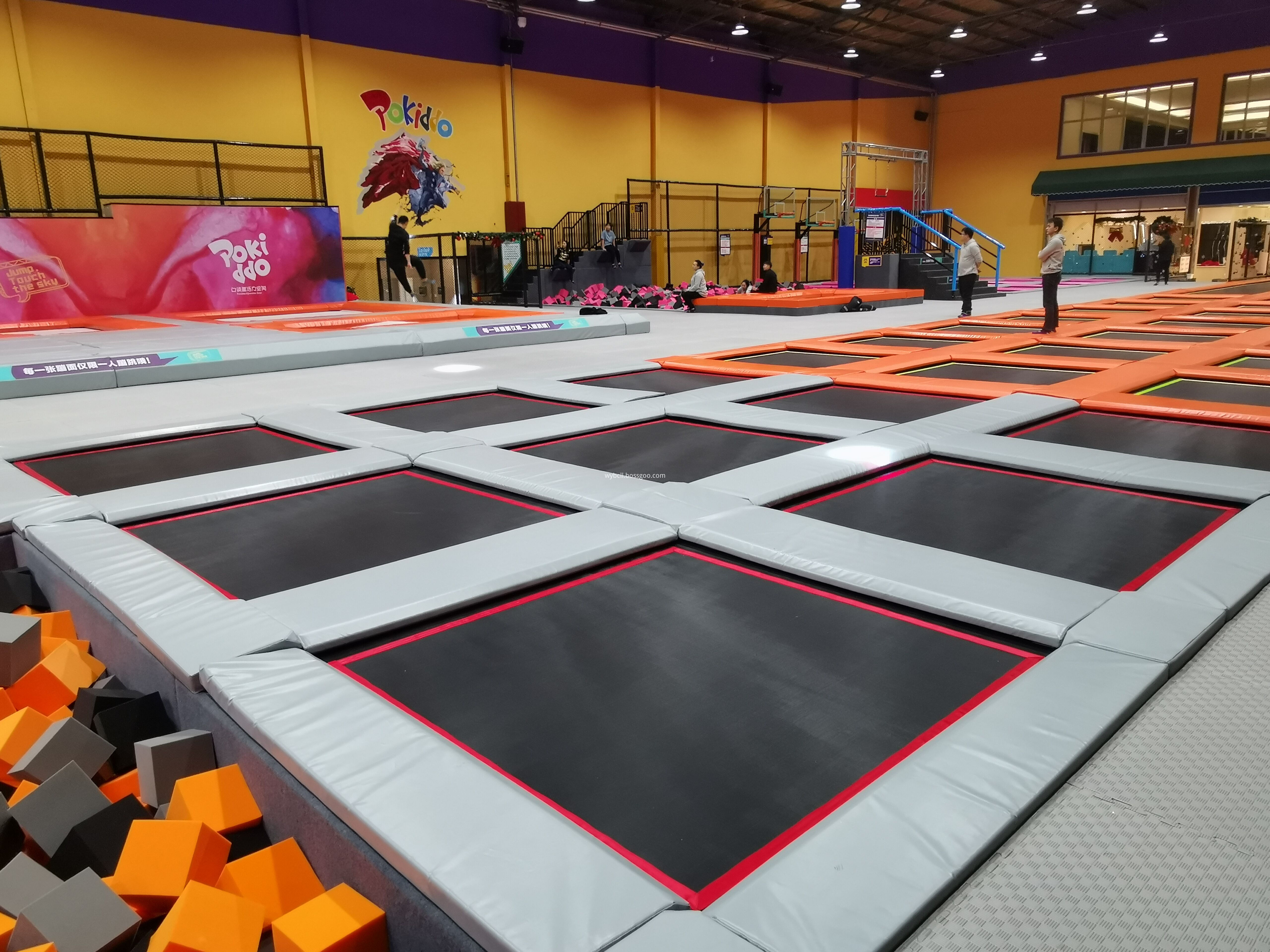 trampoline park indoor