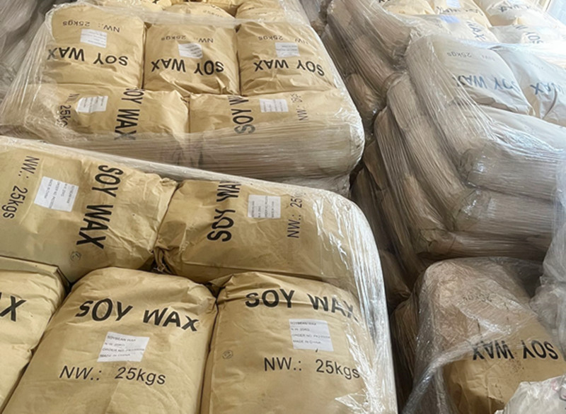 Соевы воск на калядную свечку са шкляной слоічкай