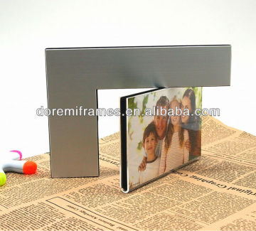 Aluminum Photo Frame With U-Shape Acylic