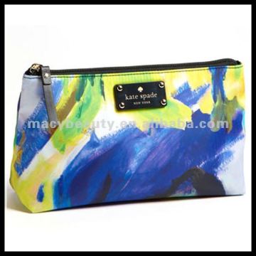 Fancy brushstroke blooms cosmetic case