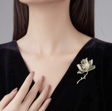 Green begonia brooch