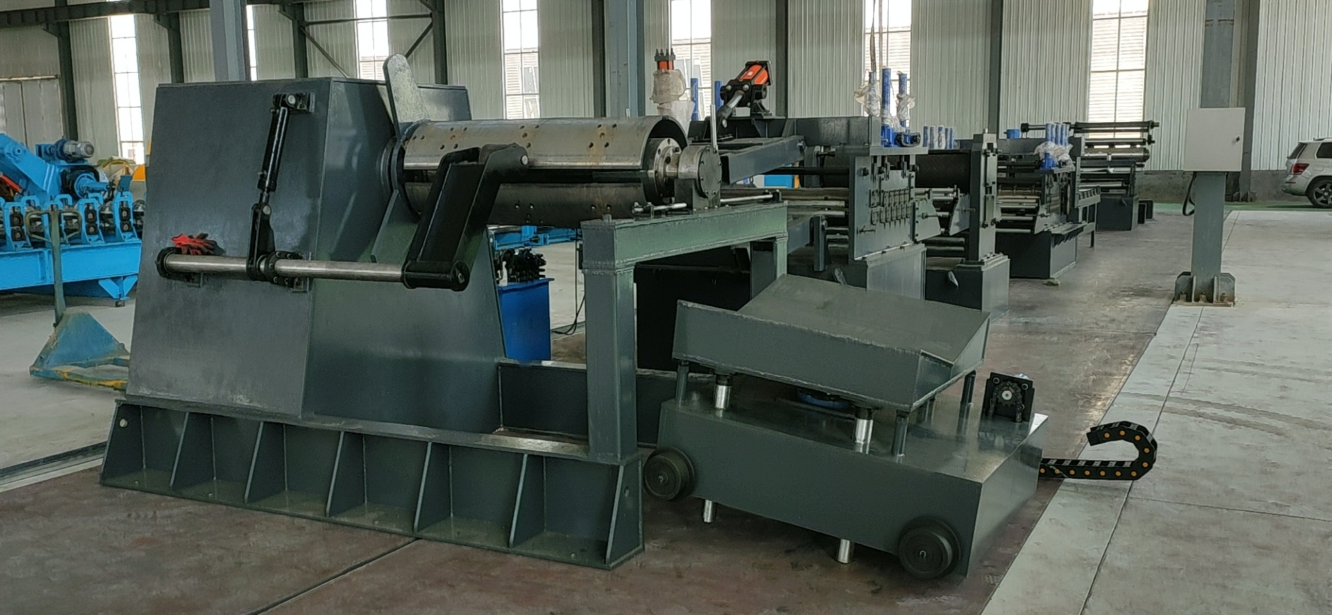 Embossing Cutting To Length Machine For Metal Sheet Shearing And Slitting