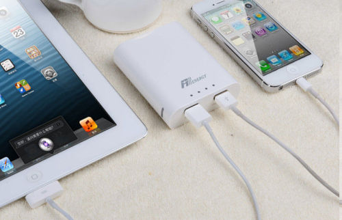 White Fast Charging Dual Usb Li-ion Power Bank 5200mah Ac Input