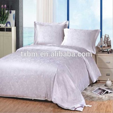 100% high quality winter white chinese silk quilts