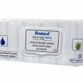 Personal Cleansing Wipes With Aloe Vera