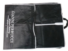 Oem Lightweight Gianni 75g Unwoven Fabric Suit Garment Bag With Pvc Card Pocket