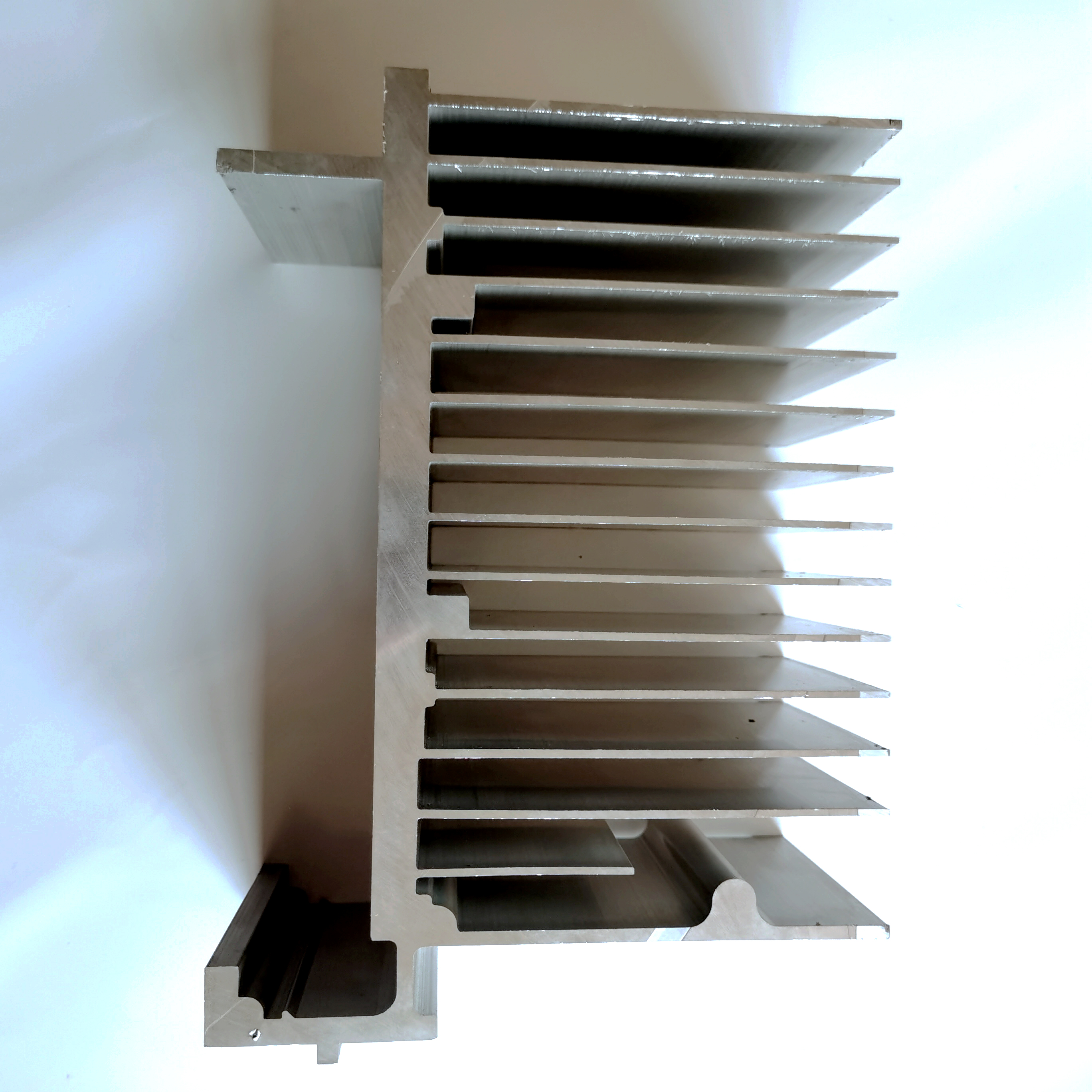 cnc machining milling aluminum profiles extrusion heatsink