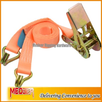 Guangzhou manufacturer leather ratchet belt/lashing belt with metal hooks