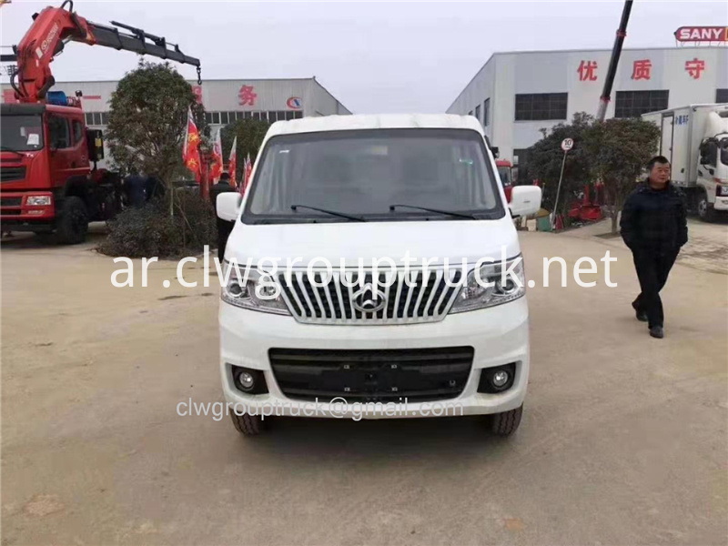 الصين 1 5 2 طن 4x2 الشاحنات الخفيفة واجب المبردة المصنعين