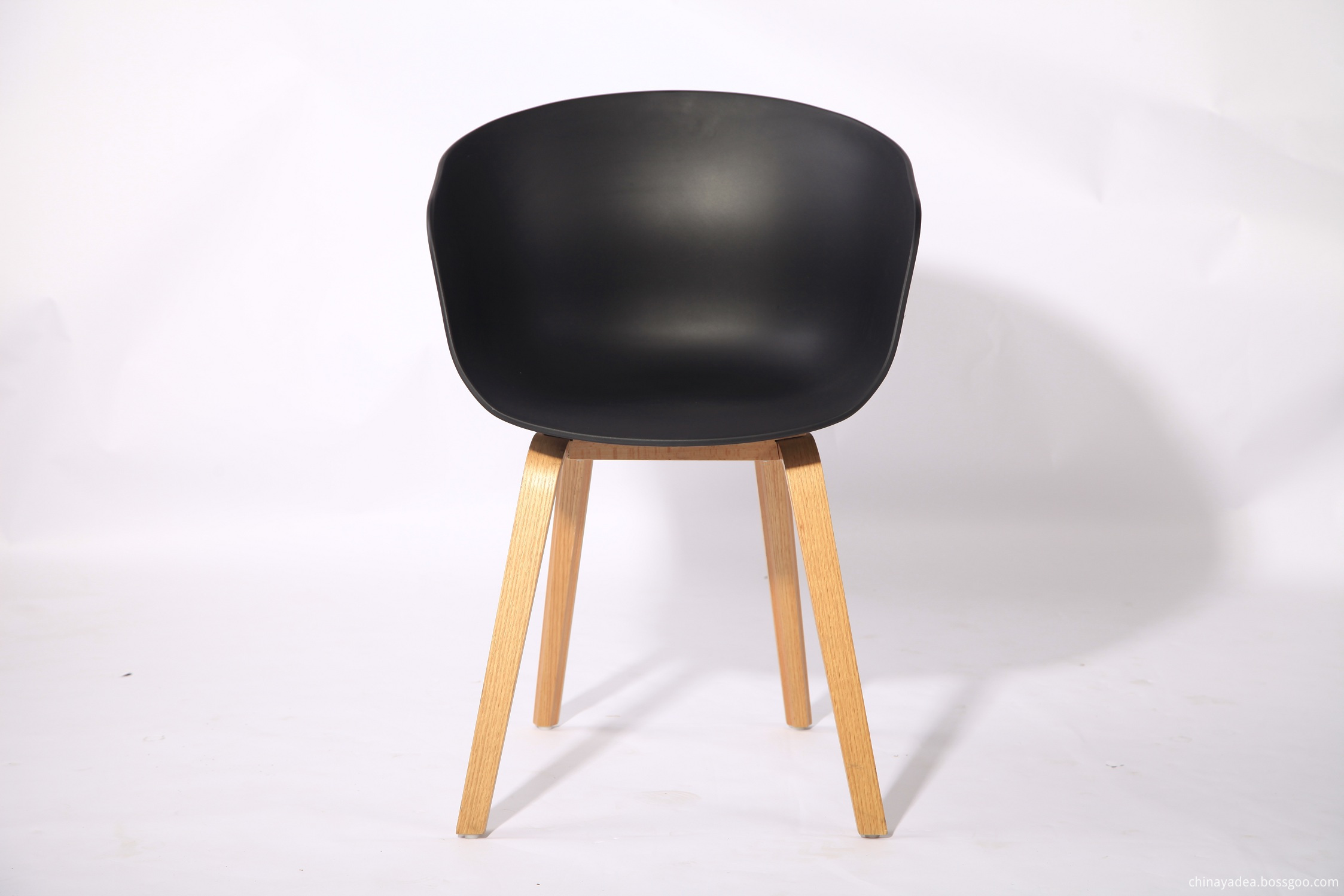 Modern wooden leg dining chair Modern wooden leg dining chair