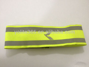 Elastic reflective armband with velcro