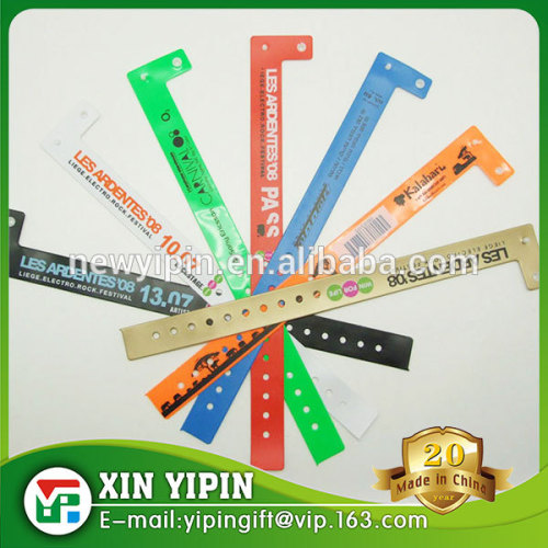 cheap disposable identification bracelet vinyl wristbands for exhibition ads