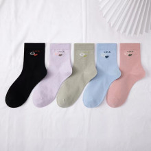 Wholesale Women's Thick Cotton Ankle Socks for Spring, Autumn, and Winter Designs