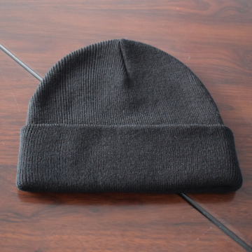 beanie cap with leather patch,beanie cap with high quality