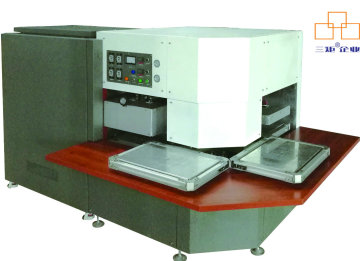 Non-Linkage Vacume High Frequency Molding Machine