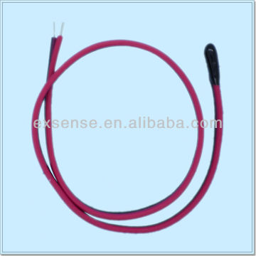 Battery charger thermistor sensor