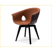 Réplica Poltrona Frau Ginger Chair de Roberto Lazzeroni