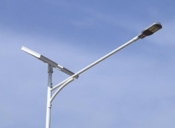 New solar street light battery wind solar hybrid off grid street light