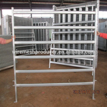 Heavy duty cattle corral panels cattle panel