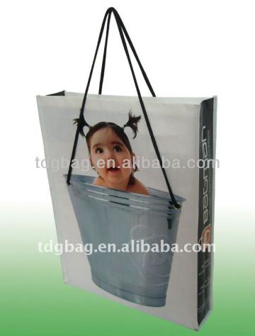 fashion shopper bag with gift