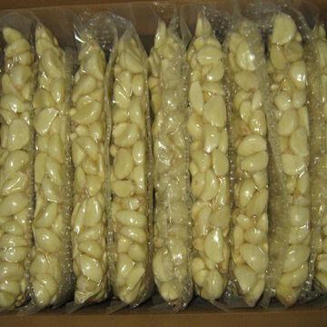 Peeled Garlics with Various Grain Sizes