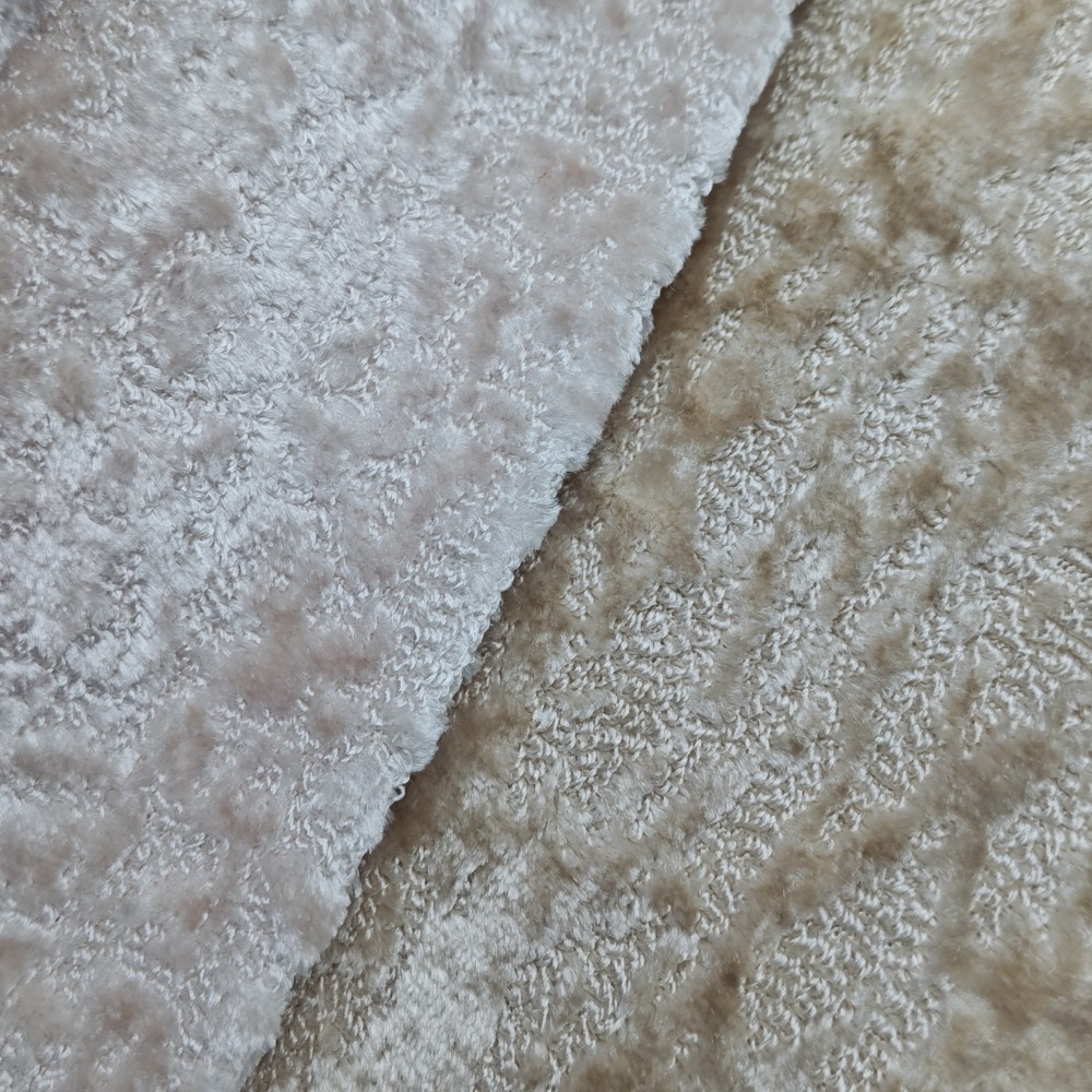 кадифена ткаенина velvet fabric