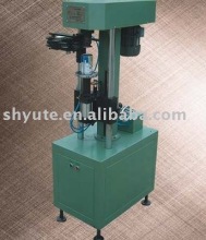 pop can sealing machine