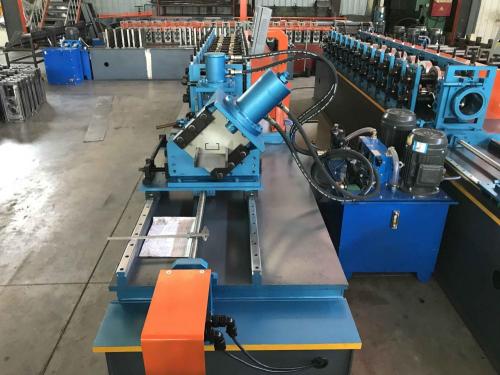 CE gegalvaniseerd CZ Purlin rolvormen Machine