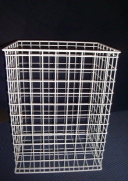 Laundry hamper basket