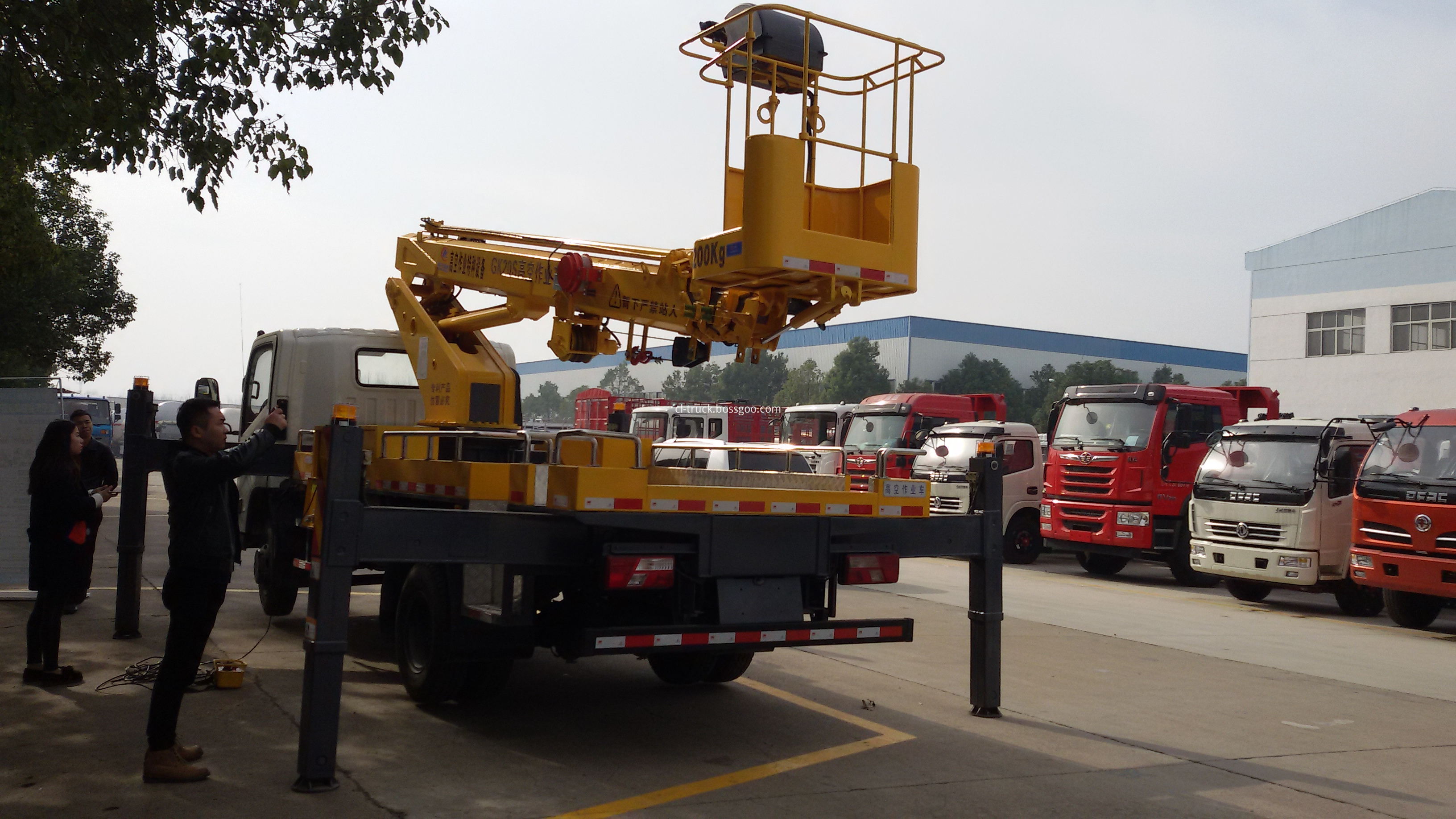 Aerial Platform Truck