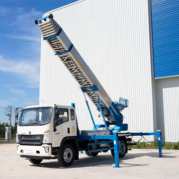 Sinotruk Howo 45 meters moving operation truck