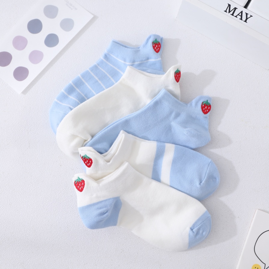 Sweet Strawberry Boat Sock Collection