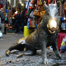Piazza decoration big size casting bronze animal sitting wild boar sculpture