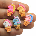 Śliczny koń lody żywiczne Cabochons Flatback Cartoon Slime Charms miniaturowe Dollhouse Cupcake ozdoby Scrapbooking DIY