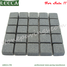 Interlocking grey tumbled granite driveway paving stones