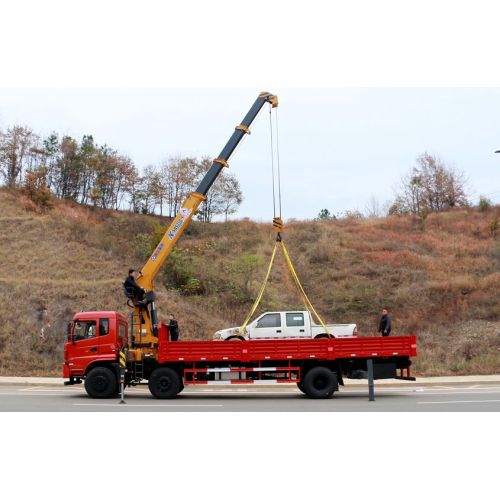 Nouveaux camions-grues Dongfeng D913 10 tonnes XCMG