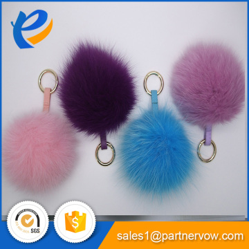 Low MOQ fox fur pompom keychain manufactured in China