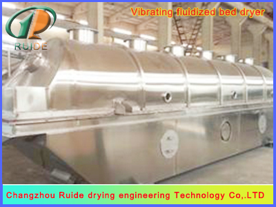 Vertical fluid bed dryer for malic acid