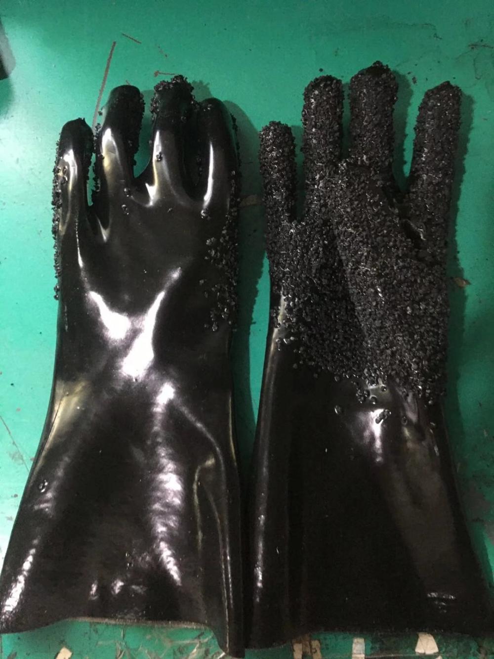 Black PVC chips cotton linning gloves open cuff