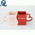 Tasse de coeur en céramique colorée de ménage avec l&#39;utilisation d&#39;amoureux