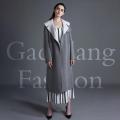 Cashmere coat with lapel design