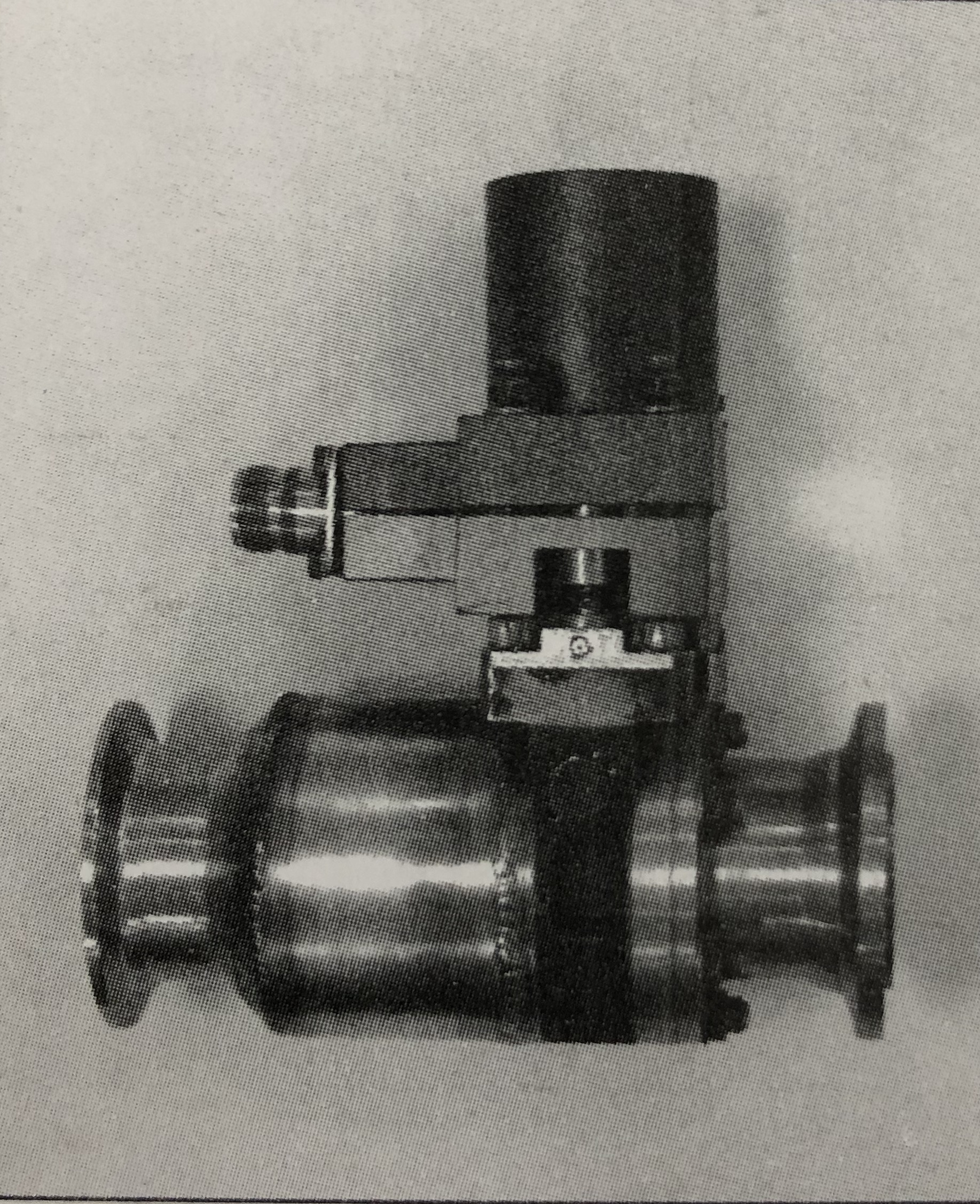 QDK-16 Absolute pressure regulator 