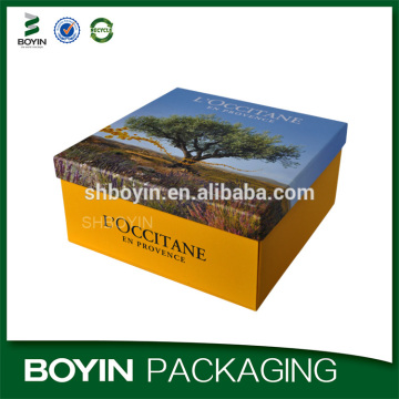 Top fashion skin care cosmetic paper box packaging as complimentary gift