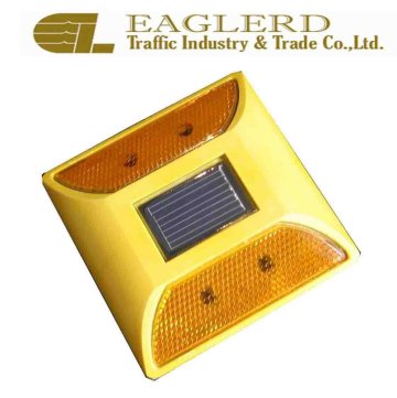 Yellow plastic shell Solar road markers