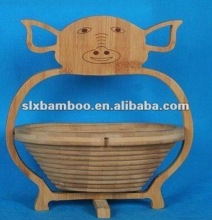 Foldable pig shape bamboo fruit basket