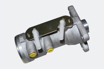 Brake Master Cylinder Isuzu ELF